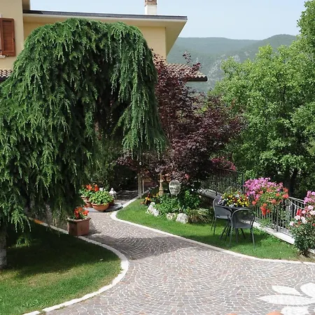 Very Cozy In The Center Of