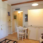 招待所 Very Cozy In The Center Of