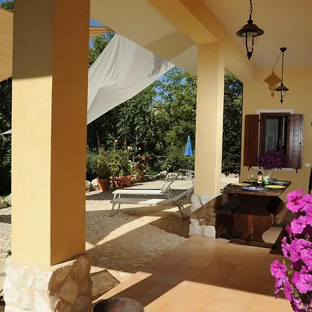 Fule Konukevi Fontecchio